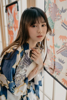扒开老女人P大荫蒂